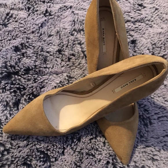 ZARA Beige Heels with Silver detail - Picture 3 of 5